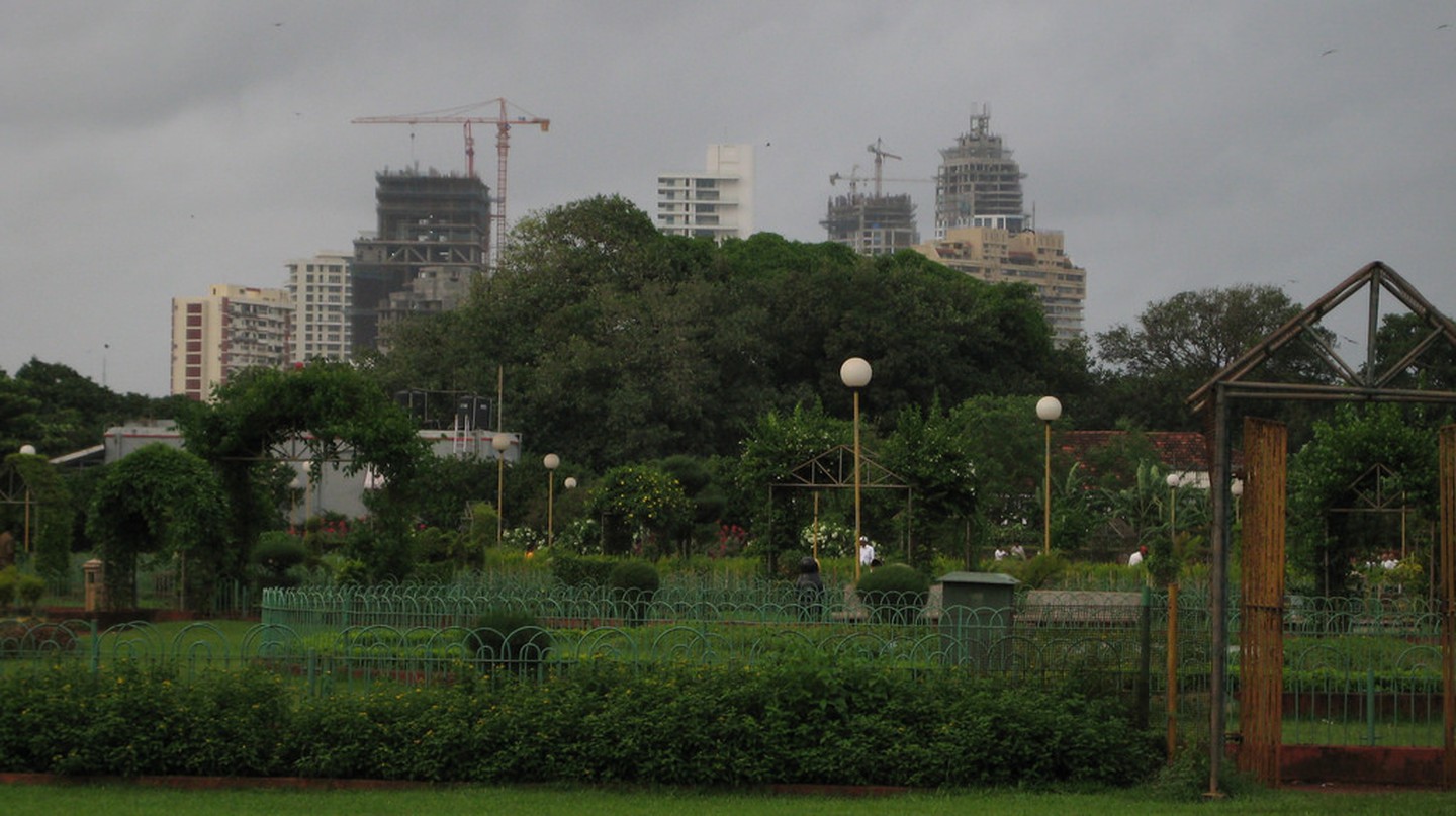 The History of the Hanging Gardens of Mumbai