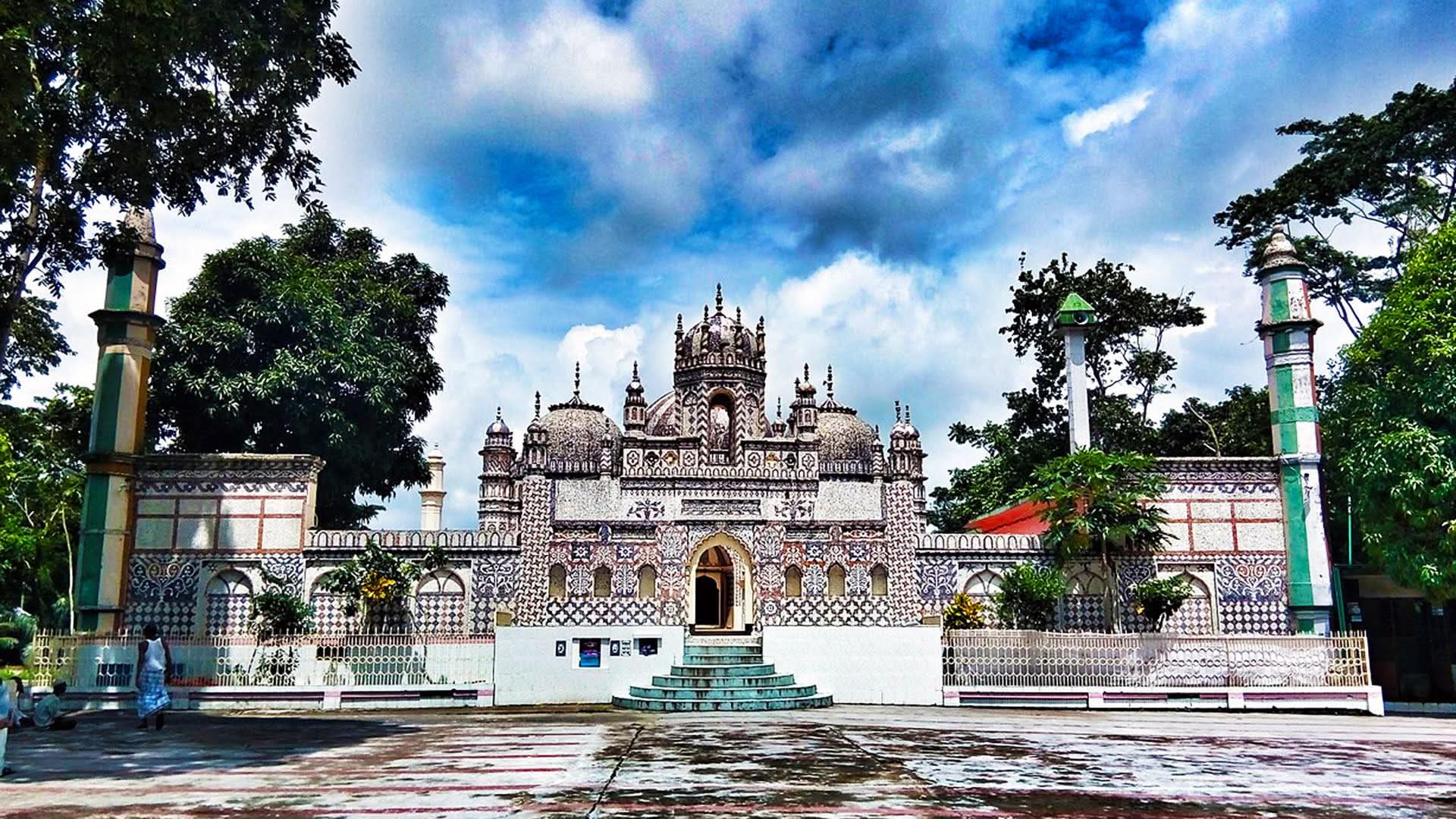 নোয়াখালীর সেরা হোটেল: 7টি থাকার ঠিকানা, ভাড়া ও বুকিং গাইড 1 নোয়াখালীর বজরা শাহী মসজিদ