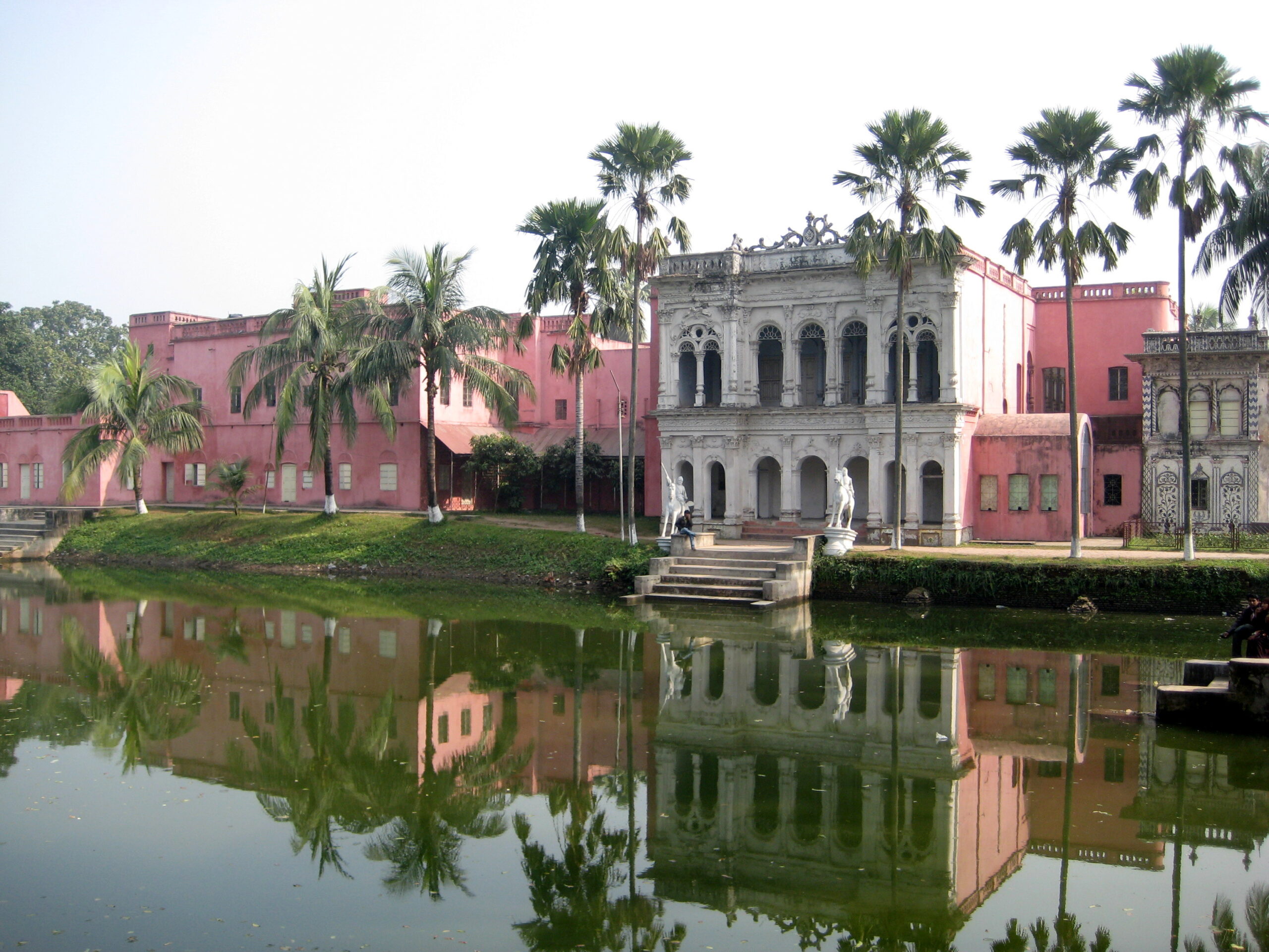 সোনারগাঁওয়ে বাংলাদেশ লোক ও কারুশিল্প জাদুঘর
