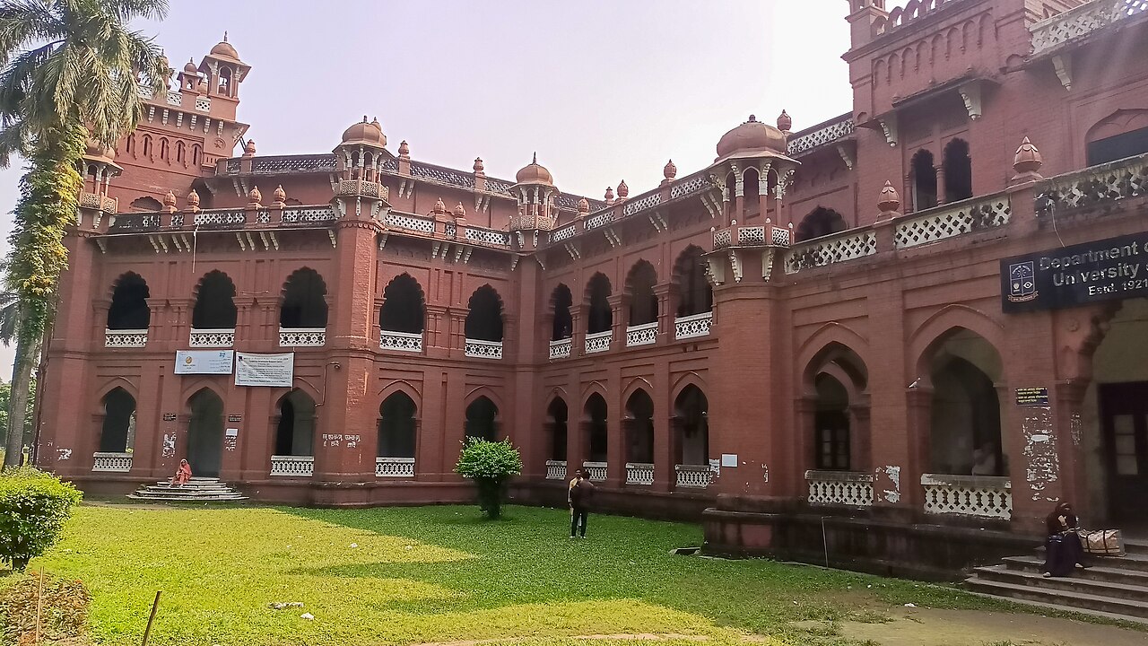 কার্জন হল ঢাকা: লাল ইটের ঐতিহাসিক স্থাপত্য 2 কার্জন হল
