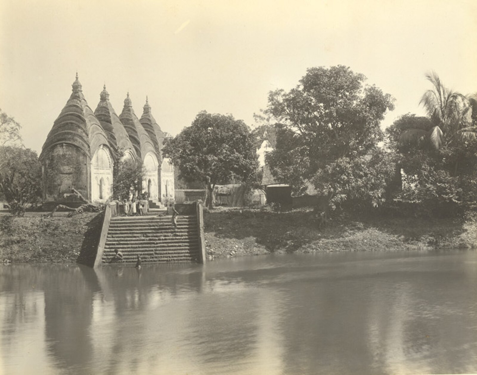 ঢাকেশ্বরী মন্দির ঢাকা: জাতীয় মন্দিরের ইতিহাস, স্থাপত্য ও ভ্রমণ গাইড 1 1904 সালের ঢাকেশ্বরী মন্দির