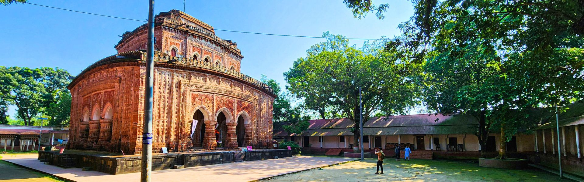 ঢাকা থেকে দিনাজপুর বাসের সময়সূচি ও ভাড়া 3 দিনাজপুর ভ্রমণ ব্যানার দৃশ্য