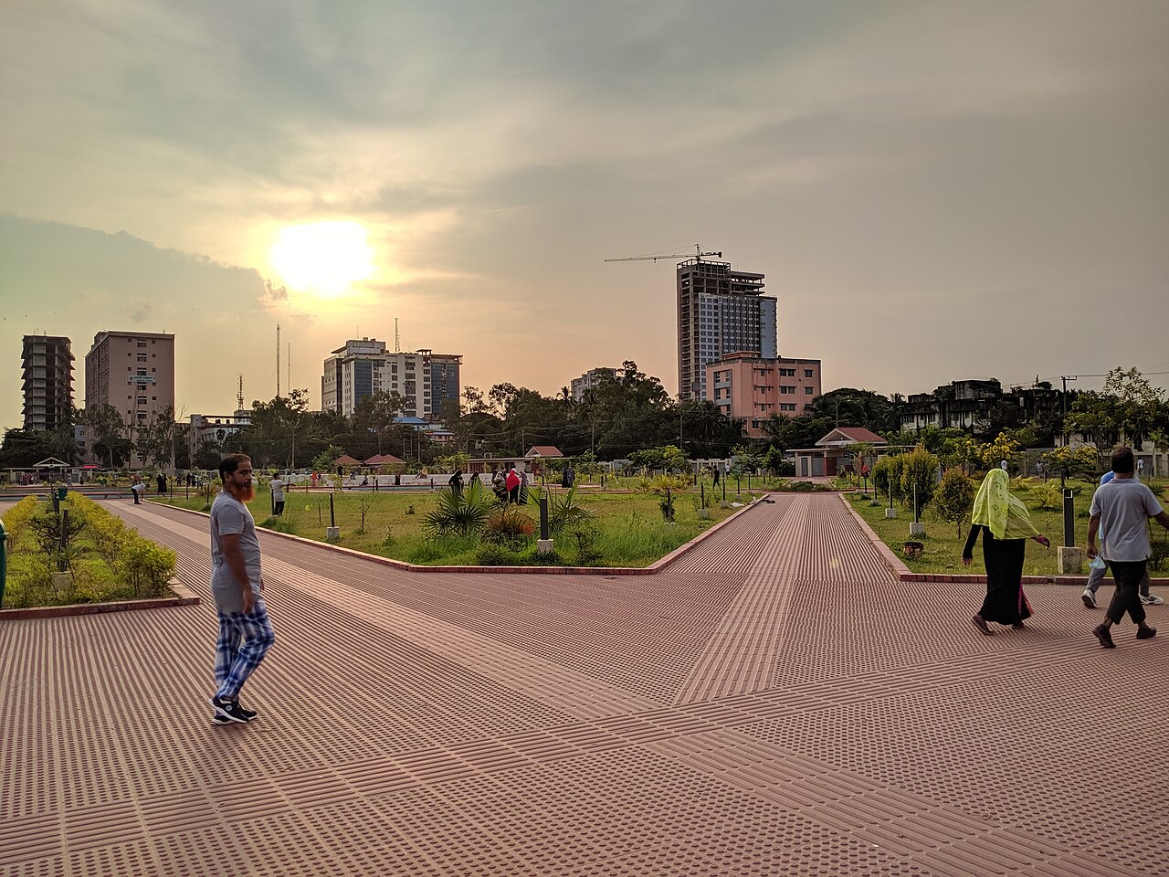 জাম্বুরি পার্ক: আগ্রাবাদের সবুজ ঠিকানা ও ভ্রমণ গাইড 1 জাম্বুরি পার্ক, আগ্রাবাদ চট্টগ্রাম