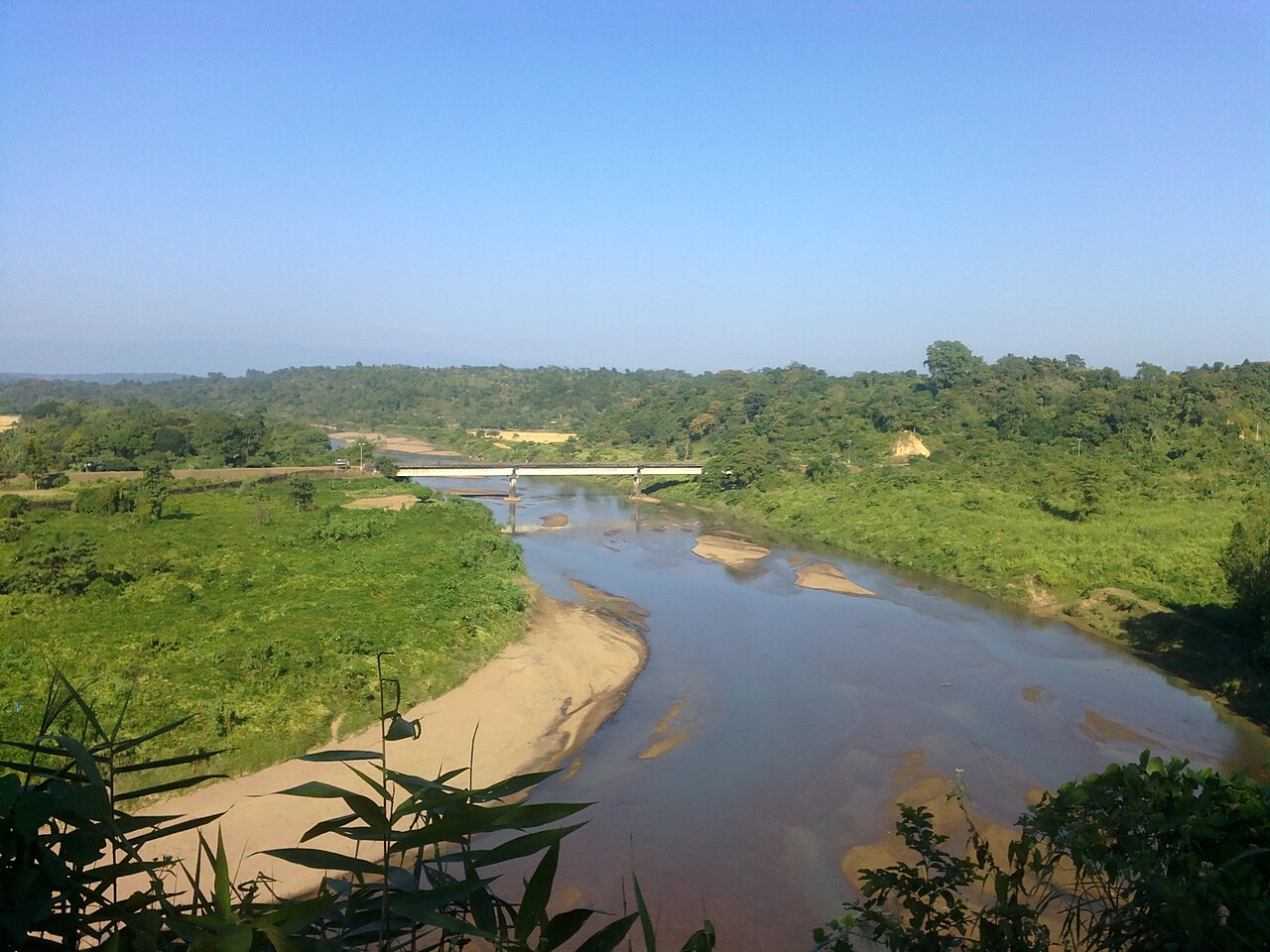 তারানিতে বাংলাদেশ-ভারত সীমান্ত এলাকা