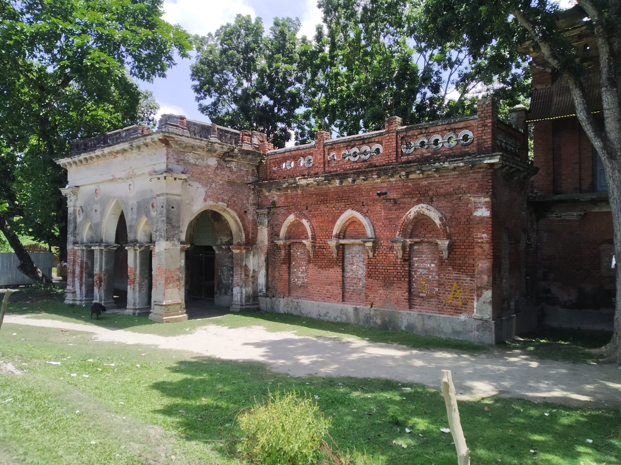 তেওতা জমিদার বাড়ির স্থাপত্য মানিকগঞ্জ